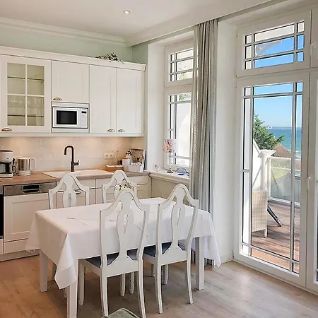 Svanen Am * טימנדורפר שטרנד